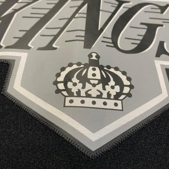 Authentic Wayne Gretzky NHL hockey Los Angeles Kings Mitchell and Ness jersey - Picture 10 of 16